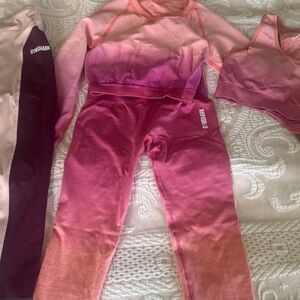 Gymshark Pink and Purple Gradient Set